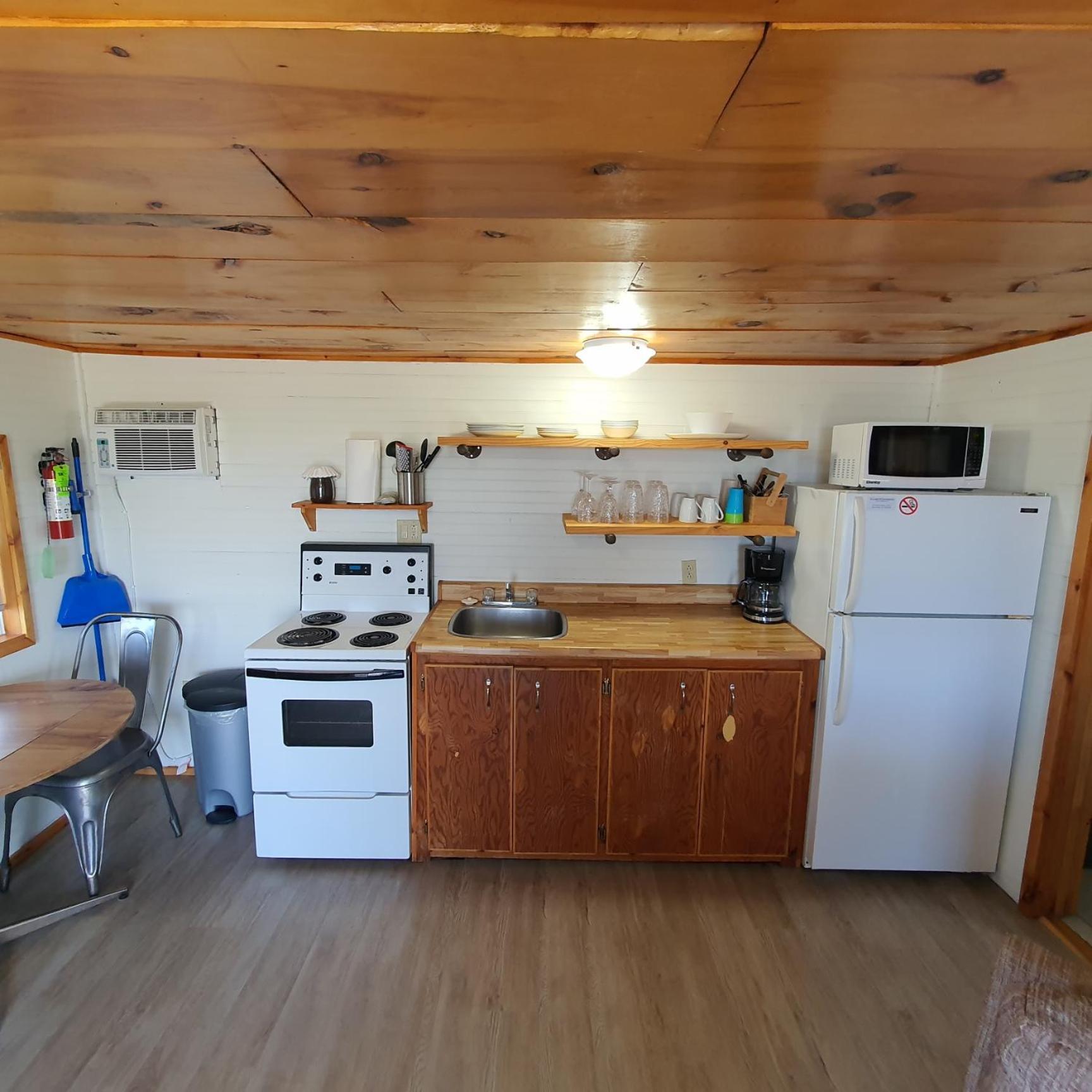 Cavendish Bosom Buddies Cottage Resort Exterior foto
